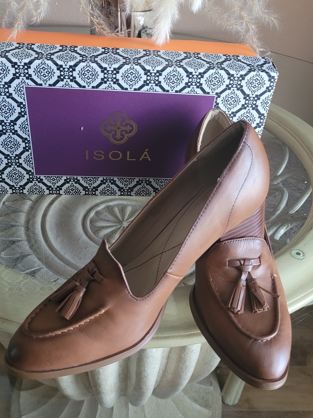 Isola Tan Leather Tassel Loafers Size 8.5